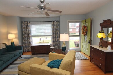 Photo 4
