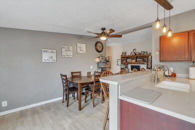 07-9200 Watson Rd-Windowstill-Real-Estat