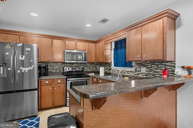 242 Parish Loop, Hinesville, GA 31313 - photo 7