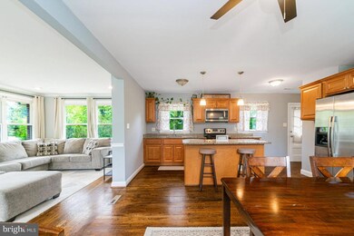 4312 Spencer St, Halethorpe, MD 21227 - photo 6