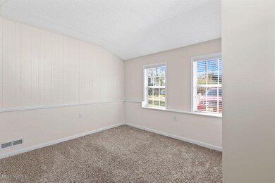 716 Kathryn Ave, Jacksonville, NC 28540 - photo 6