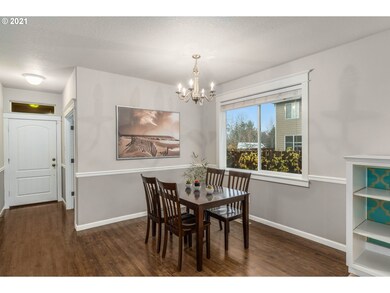 708 SW Grant Way, Troutdale, OR 97060 - photo 4