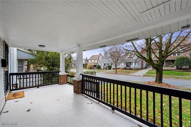 1056 Quilliams Rd, Cleveland, OH 44121 - photo 4