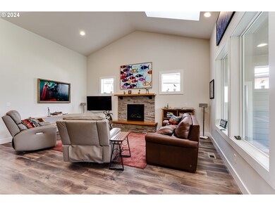 1876 John Day Dr, Eugene, OR 97408 - photo 6