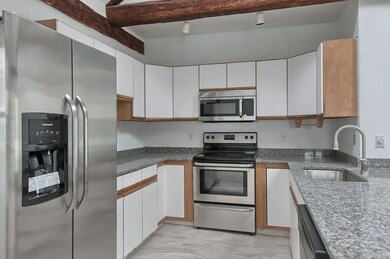 11 Forrester St unit 4, Salem, MA 01970 - photo 2