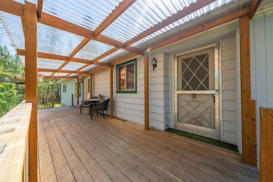 2860 East Fork deck Pic