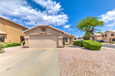 7564 E Medina Ave-2