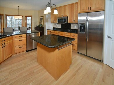 Large kitchen with granite counters, S/S appliance