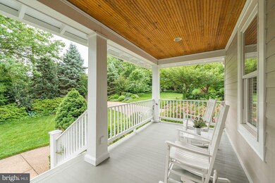 213 Longview Dr, Alexandria, VA 22314 - photo 5