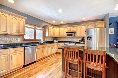4 Alden St, North Reading, MA 01864 - photo 3