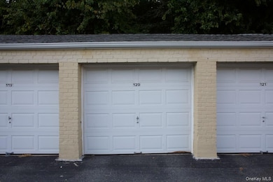 251-35 71st Rd unit 51B, Bellerose, NY 11426 - photo 3