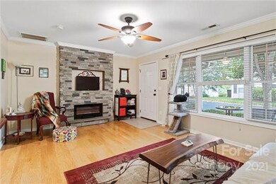 86 Rotunda Cir, Asheville, NC 28806 - photo 4