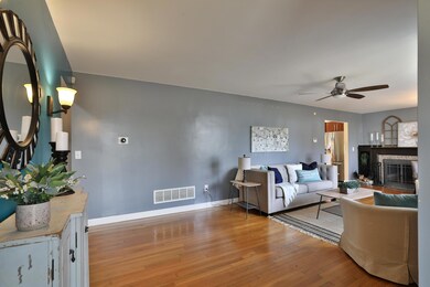 228Shull-Dec22-06
