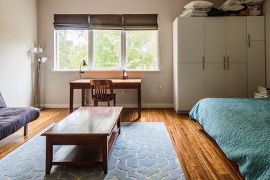 1402 Wichman St, Houston, TX 77007 - photo 6