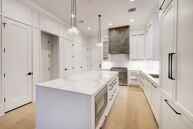 2203 Park St, Houston, TX 77006 - photo 6