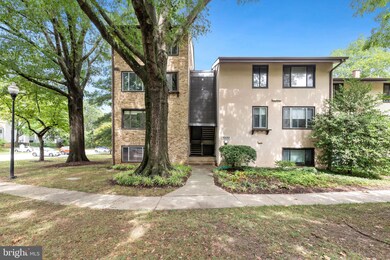 10051 Windstream Dr unit 5, Columbia, MD 21044 - photo 2