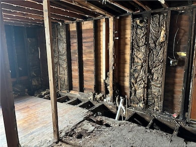 1422 Vincennes St, New Albany, IN 47150 - photo 6