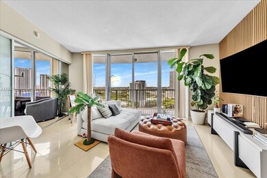 1750 N Bayshore Dr unit 2015, Miami, FL 33132 - photo 2