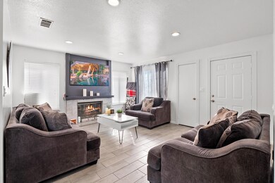 3472 Granite Ct, Rosamond, CA 93560 - photo 3