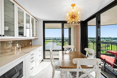 2427 Presidential Way unit 802, West Palm Beach, FL 33401 - photo 4