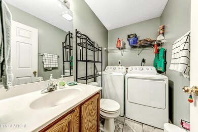 Bathroom/laundry room