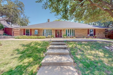 Front with circular drive!