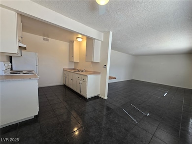 3217 Arlene Way unit 2, Las Vegas, NV 89108 - photo 6