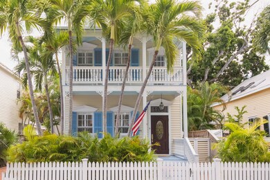 1208-pine-st-key-west-37