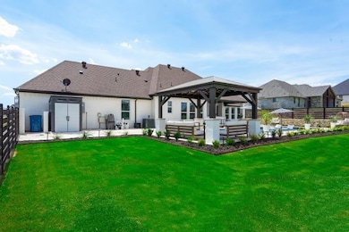 705 Coastal Meadows Ct, Granbury, TX 76049 - photo 7