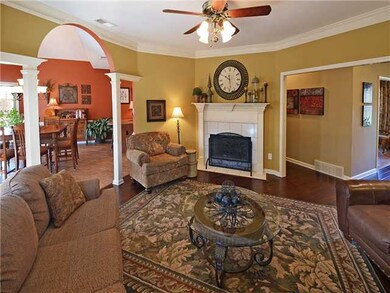 Greatroom w/ gas burning fireplace, new handscrape