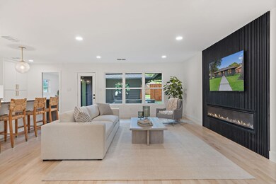 6705 Belford Dr, Dallas, TX 75214 - photo 4