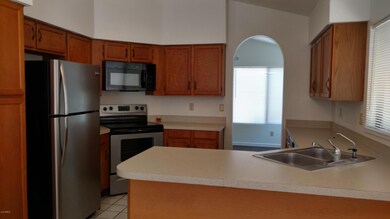 8877 S Myrtle Ave, Tempe, AZ 85284 - photo 2