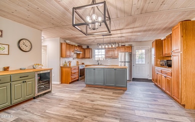802 Quiet Oaks Way Dandridge-large-003-0