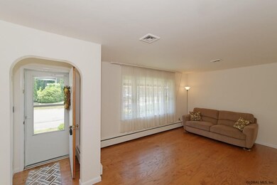 39 Bosher Dr, Albany, NY 12205 - photo 3