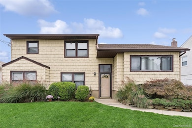 3612 Ladonia St, Seaford, NY 11783 - photo 5