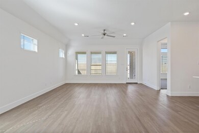 1524 Apache Heights Dr, Dayton, TX 77535 - photo 5