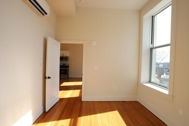 38 Exchange St unit 203, Lynn, MA 01901 - photo 6