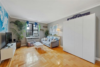 2025 Valentine Ave unit 6B, Bronx, NY 10457 - photo 2