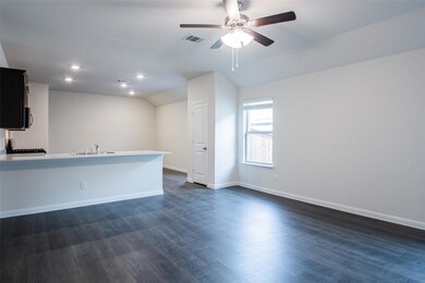 3936 Oak Creek Cir, Denison, TX 75020 - photo 3