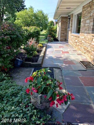 127 Warm Spring Rd, Chambersburg, PA 17202 - photo 6