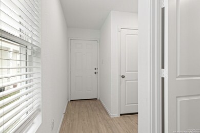 10824 Presa Way, San Antonio, TX 78223 - photo 3