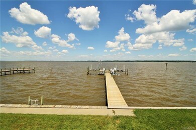 1028 Fort Lowry Ln, Dunnsville, VA 22454 - photo 7