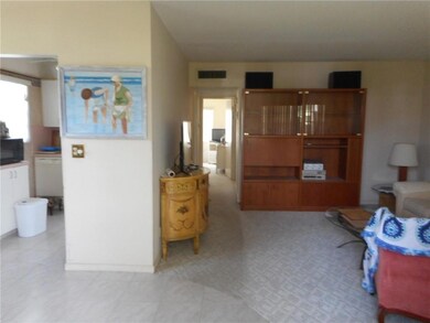 36 Norwich B unit 36, West Palm Beach, FL 33417 - photo 5