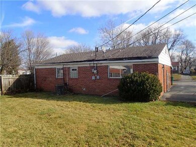 3401 Latonia Rd, Columbus, OH 43232 - photo 4