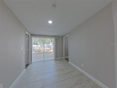 unlisted-address, Saint Petersburg, FL 33703 - photo 4