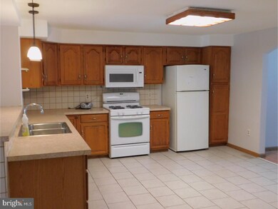 33 Ranoldo Terrace, Cherry Hill, NJ 08034 - photo 5