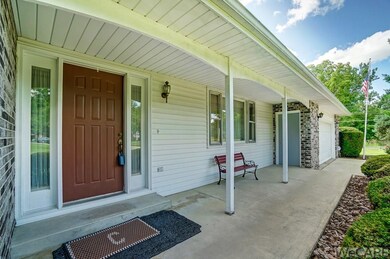 2314 Meadow Ln, Lima, OH 45806 - photo 5