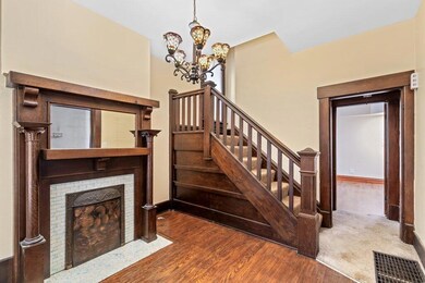 2027 North 4th Street-4.jpg-SMALL