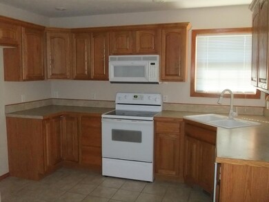 625 N Spout Spring St, Nixa, MO 65714 - photo 5