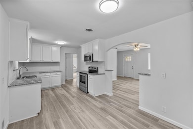 1012 Black St, Hurst, TX 76053 - photo 6